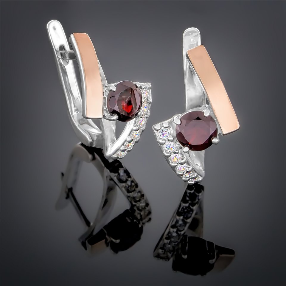 Сережки 391 альпініт червоний Rh Timofeev