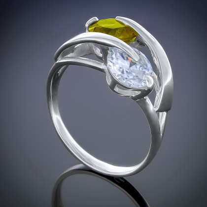 Перстень 118 султаніт Rh Timofeev