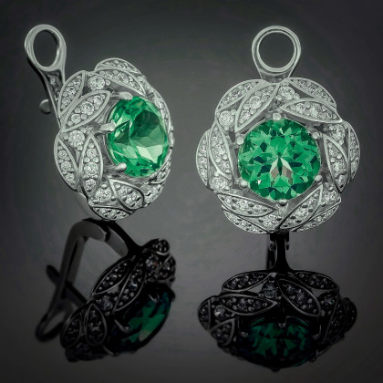 Сережки 454 альпініт зелений Rh Timofeev