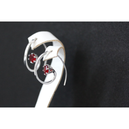 Сережки 660(2) альпініт червоний Rh Timofeev