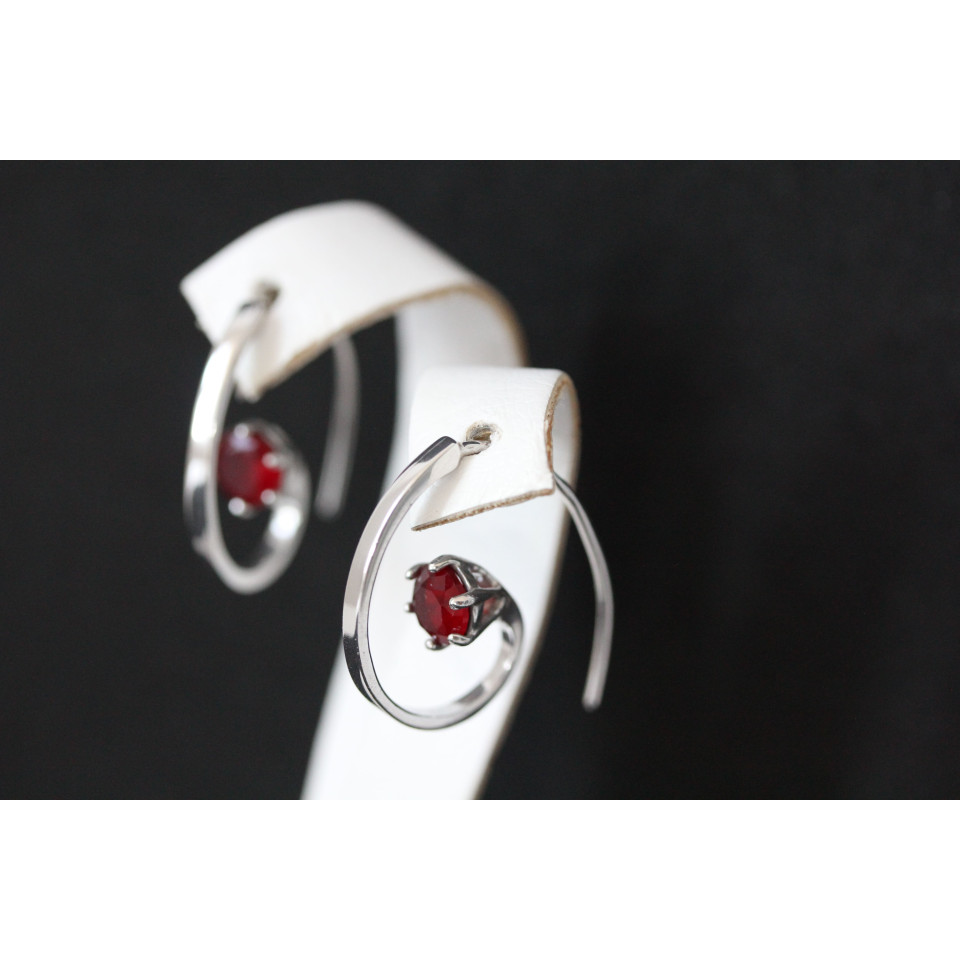 Сережки 660(2) альпініт червоний Rh Timofeev