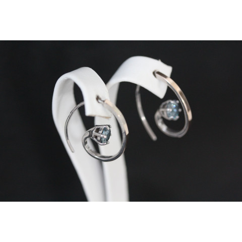 Сережки 660 альпініт монтана Rh Timofeev