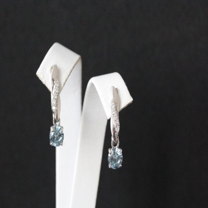 Сережки 655 альпініт монтана Rh Timofeev