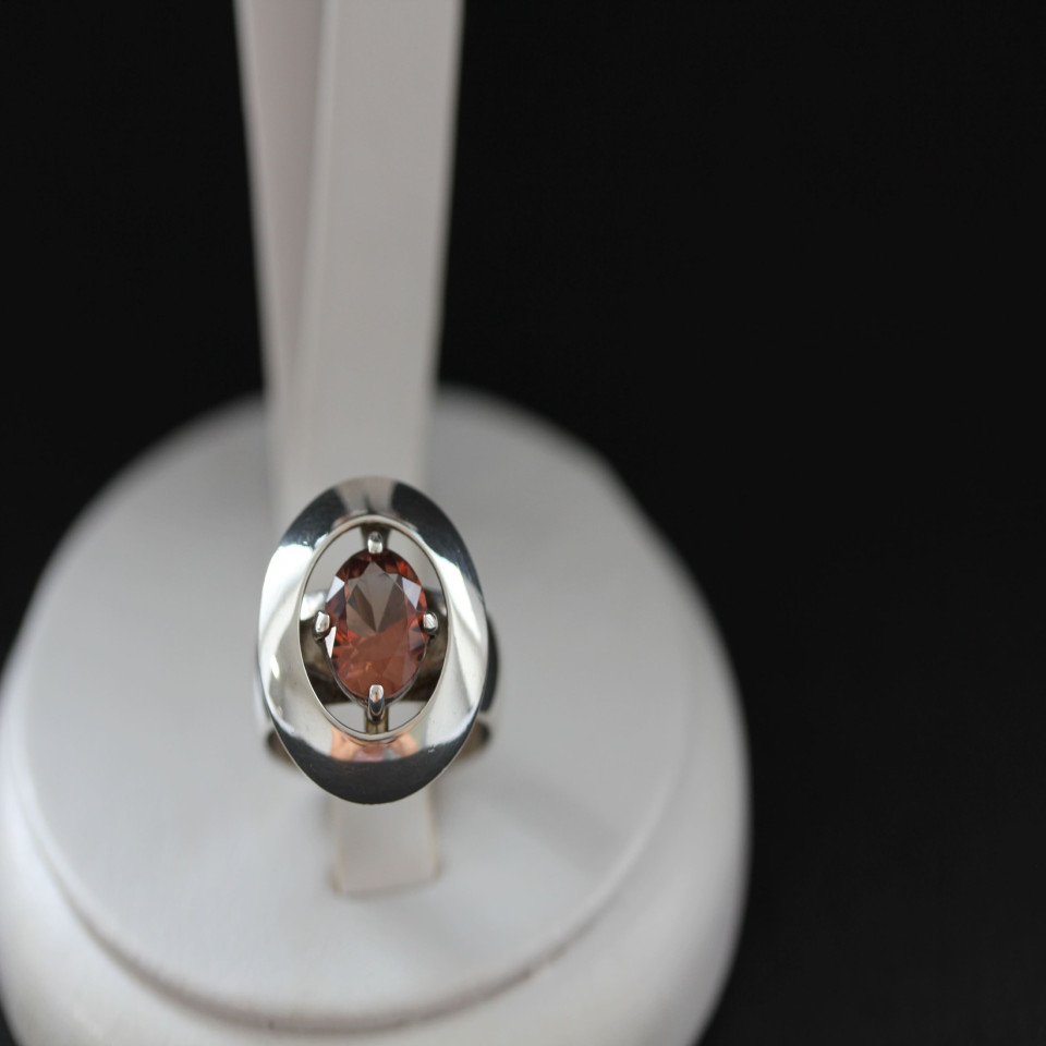 Перстень 644 султаніт Rh Timofeev