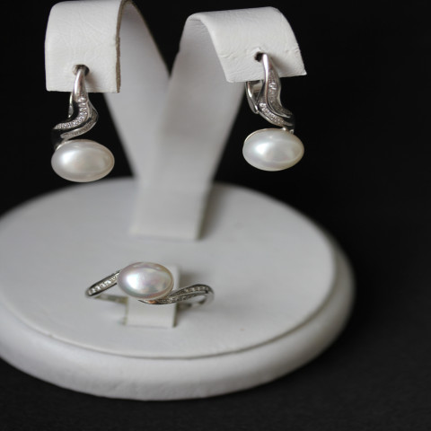 Перстень 594 перлина біла Rh Timofeev