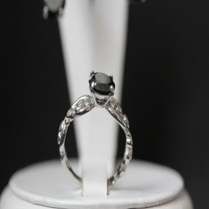 Перстень 560 цирконій чорний Rh Timofeev