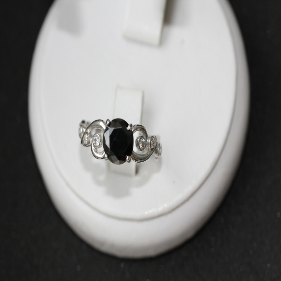 Перстень 560 цирконій чорний Rh Timofeev