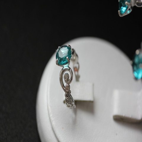 Перстень 560 кварц зелений Rh Timofeev