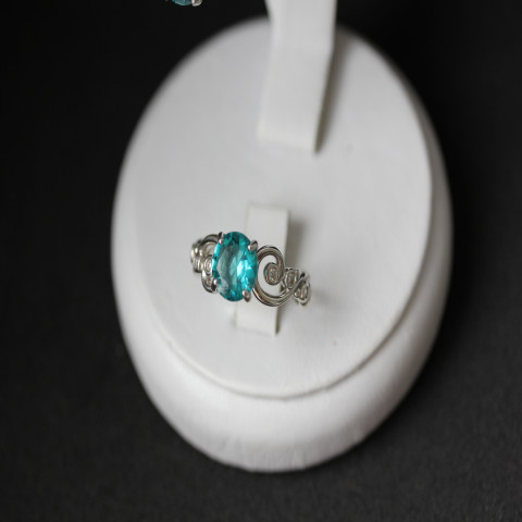 Перстень 560 кварц зелений Rh Timofeev