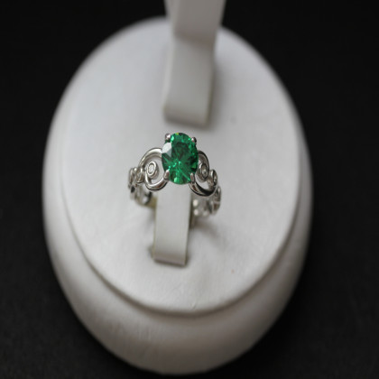 Перстень 560 цирконій зелений Rh Timofeev 2