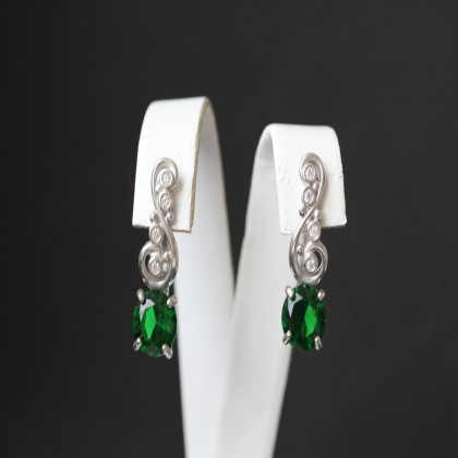 Сережки 560 альпініт зелений Rh Timofeev 2