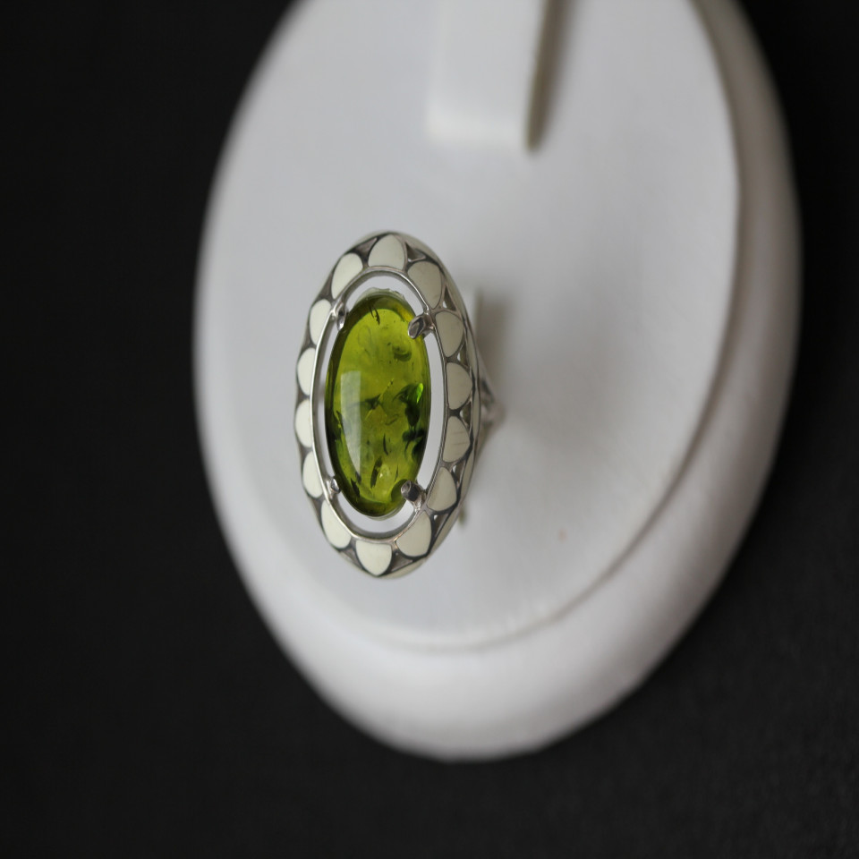 Перстень 401 янтарь зелений імітація Rh Timofeev