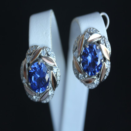 Сережки 419 альпініт монтана Rh Timofeev 2