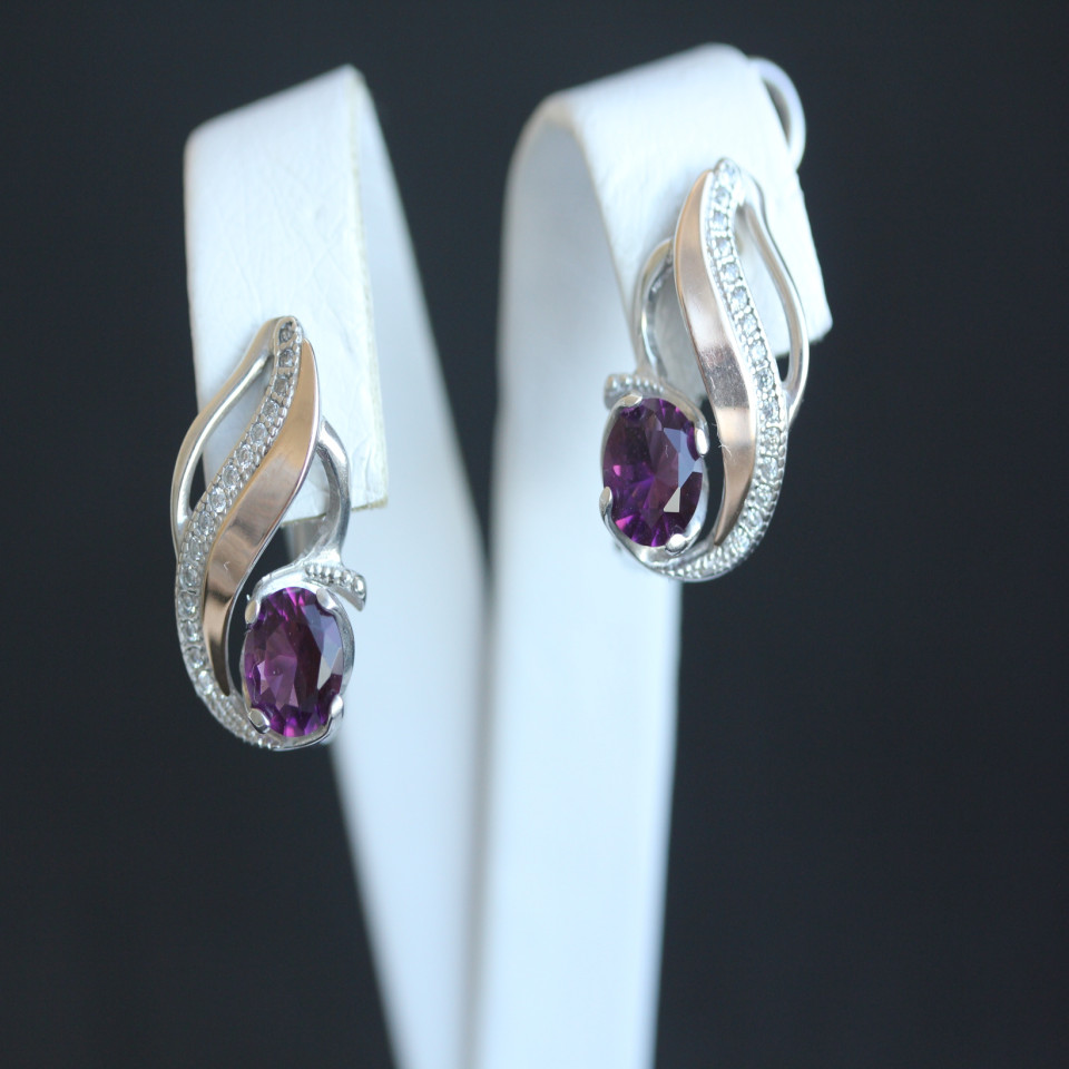 Сережки 420 альпініт ам. тем. Rh Timofeev