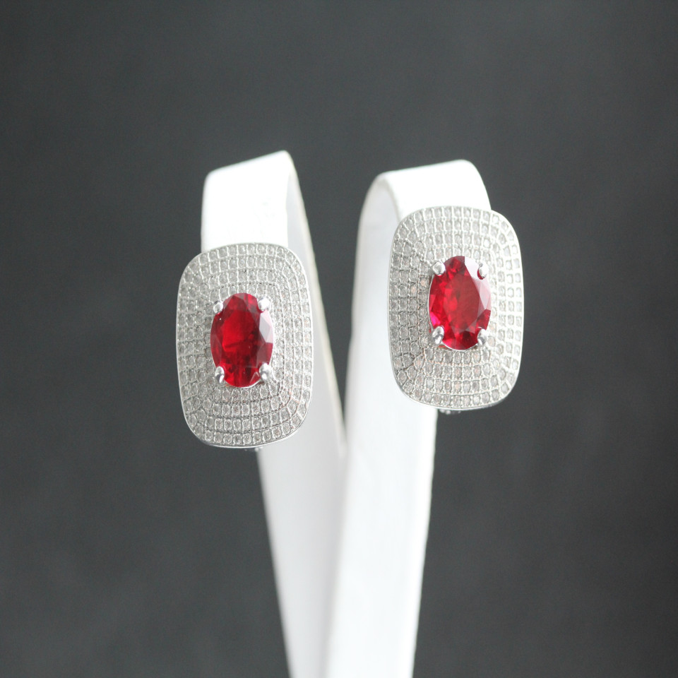 Сережки 450 альпініт клюква Rh Timofeev