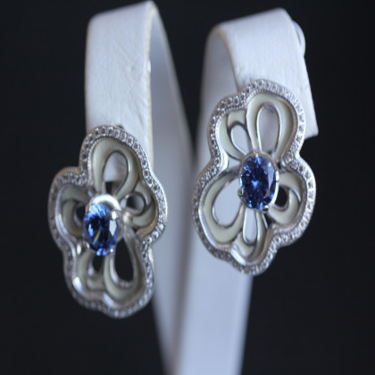 Сережки 462 альпініт монтана Rh Timofeev 2