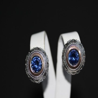 Сережки 488 альпініт монтана Rh Timofeev