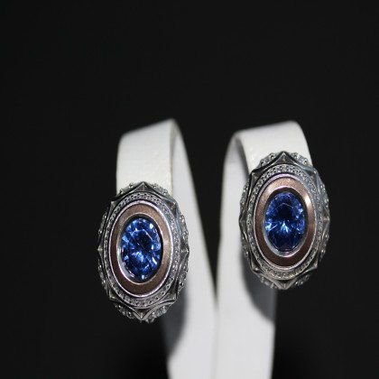 Сережки 488 альпініт монтана Rh Timofeev