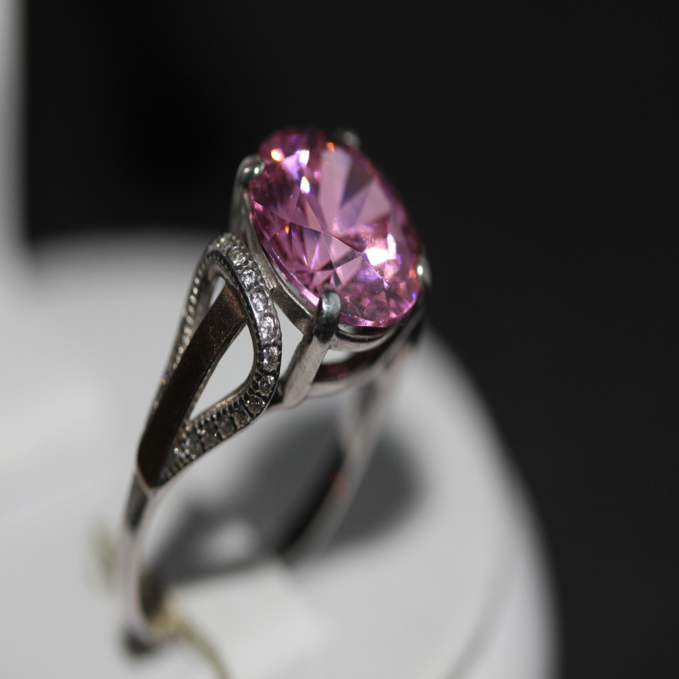 Перстень 489 цирконій рожевий Rh Timofeev