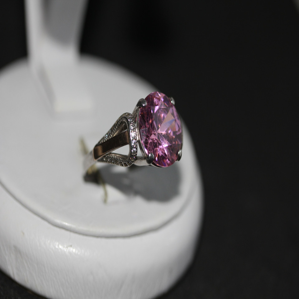 Перстень 489 цирконій рожевий Rh Timofeev