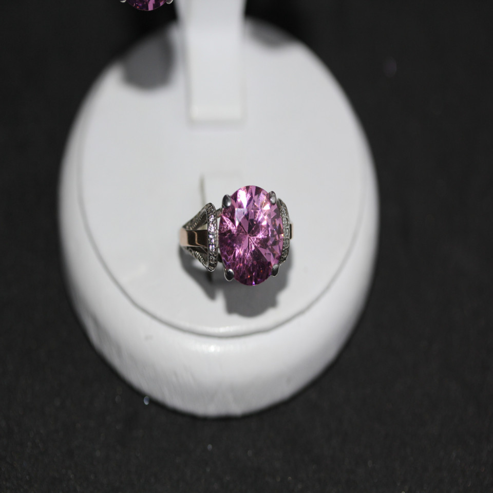 Перстень 489 цирконій рожевий Rh Timofeev