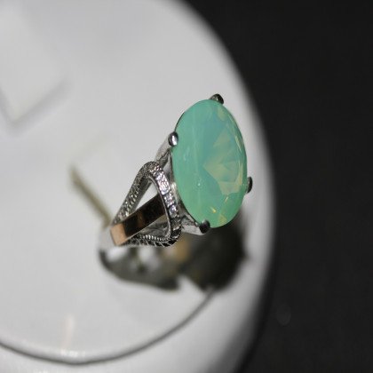 Перстень 489 альпініт молочно салатовий Rh Timofeev 2