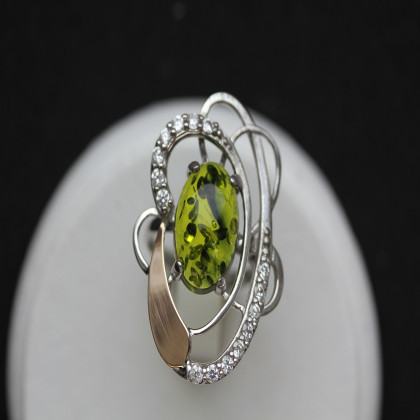 Перстень 308 янтарь зелений імітація Rh Timofeev