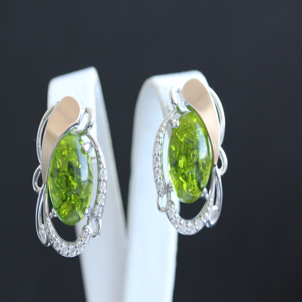 Сережки 315 янтарь імітація зелений Rh Timofeev