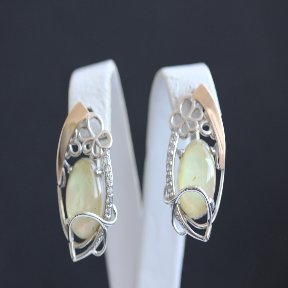 Сережки 316 опал імітація Rh Timofeev