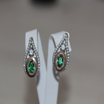 Сережки 373 альпініт зелений Rh Timofeev