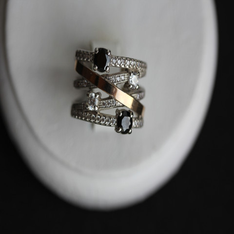Перстень 392 цирконій чорний/цирконій білий Rh Timofeev