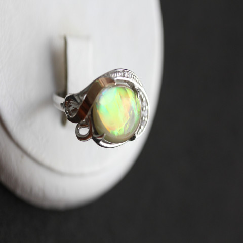 Перстень 277 опал сірий імітація Rh Timofeev