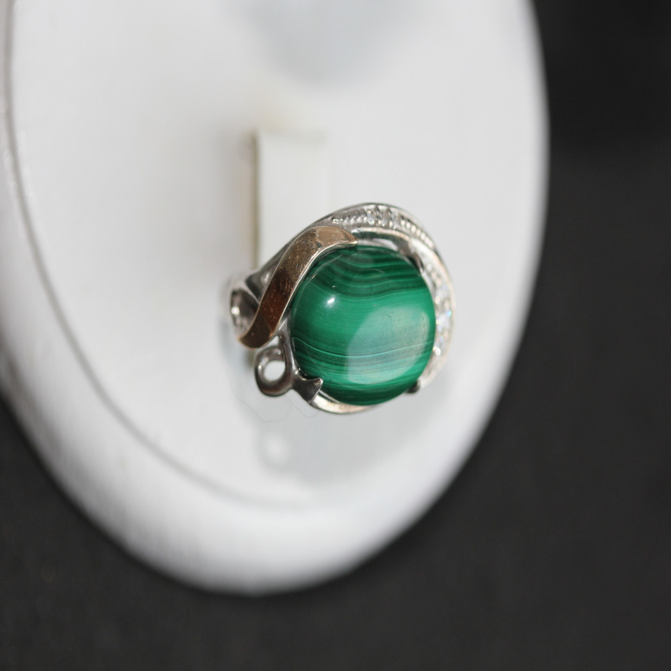 Перстень 277 малахіт Rh Timofeev