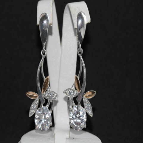 Сережки 53 білий Timofeev